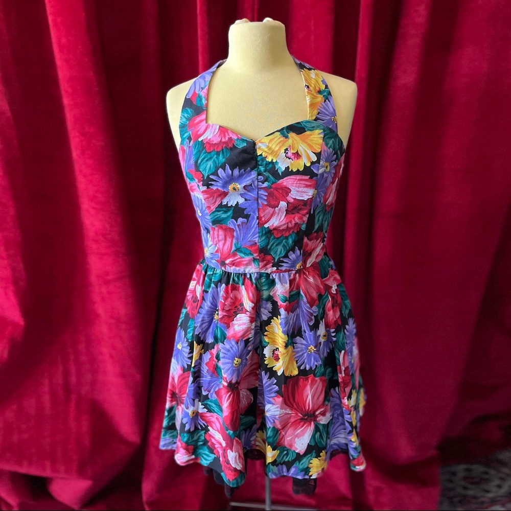 Vintage 80’s does 50’s Floral Halter Dress